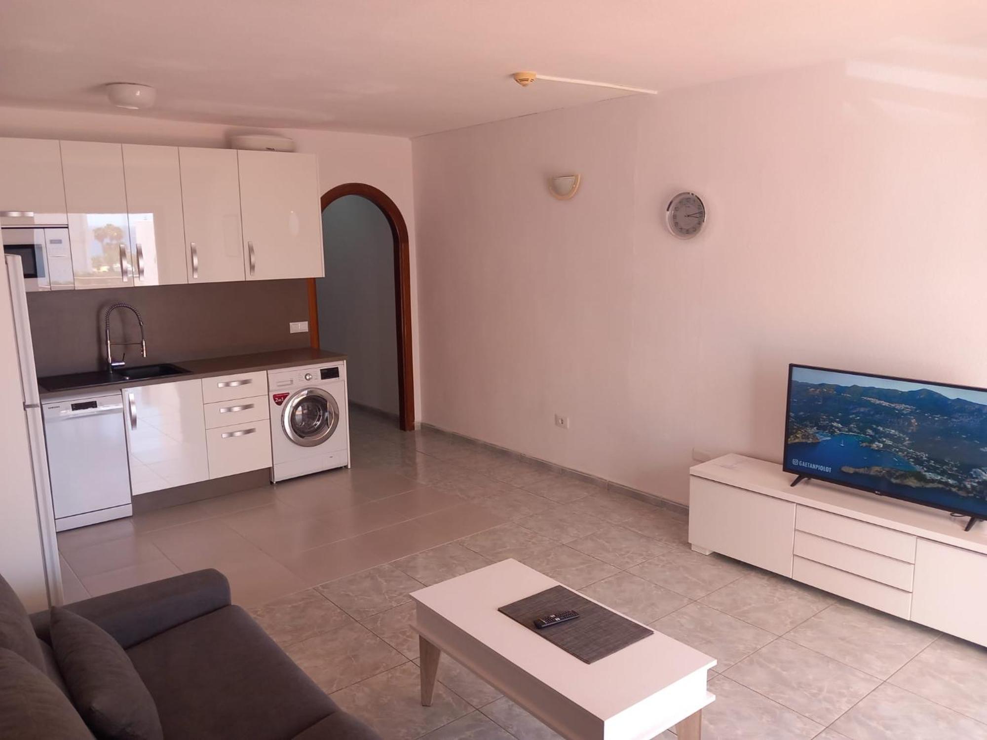 Victoria Court 2- Lovely Apartment 25 อาโรนา ภายนอก รูปภาพ